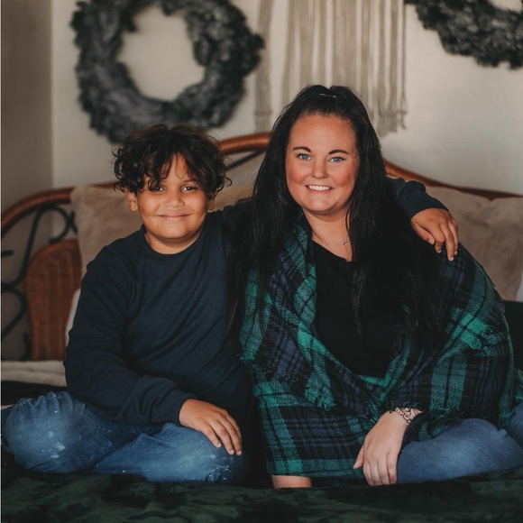 Meet your Posher, Heather - Picture 8 of 8